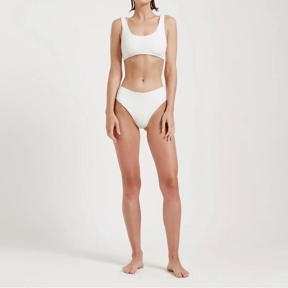 Myra Swim Diego Top in Vanilla, size medium - Picture 1 of 3